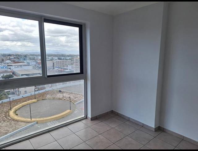 2 BEDROOM APARTMENT FOR SALE IN GOODWOOD CENTRAL